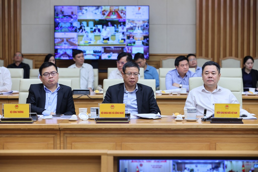 Chủ động, tích cực thúc đẩy các dự án đường sắt và chuyển giao, phát triển công nghệ Chủ động, tích cực thúc đẩy các dự án đường sắt và chuyển giao, phát triển công nghệ