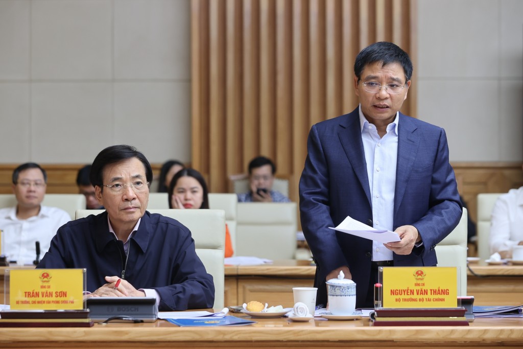 Bộ trưởng Bộ Tài chính Nguyễn Văn Thắng phát biểu tại phiên họp - Ảnh: VGP/Nhật Bắc Bộ trưởng Bộ Tài chính Nguyễn Văn Thắng phát biểu tại phiên họp - Ảnh: VGP/Nhật Bắc