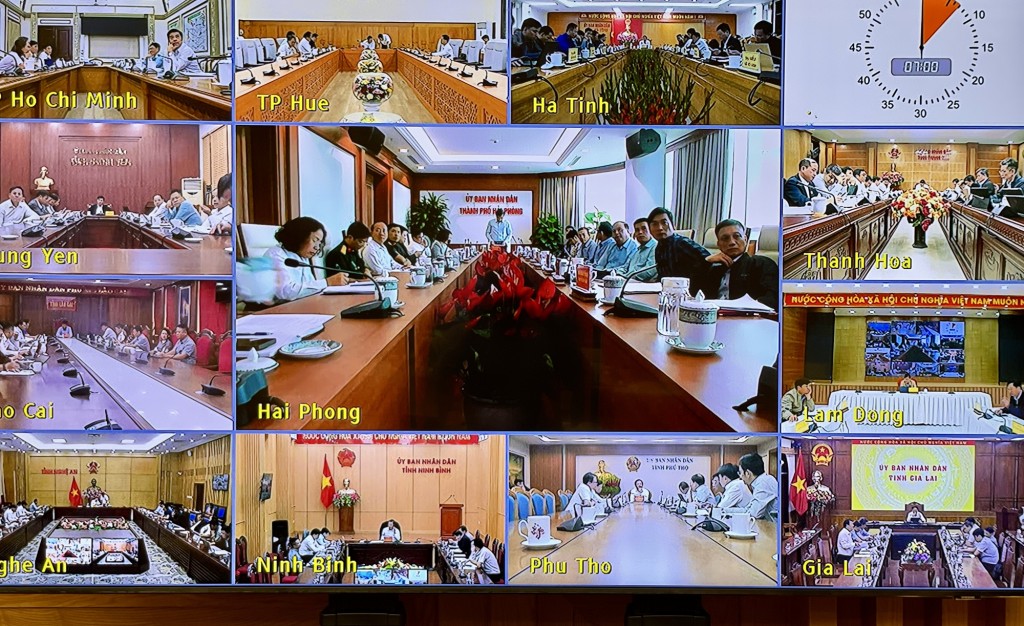 Đại diện các bộ, ngành, địa phương, doanh nghiệp dự và phát biểu tại phiên họp - Ảnh: VGP/Nhật Bắc Đại diện các bộ, ngành, địa phương, doanh nghiệp dự và phát biểu tại phiên họp - Ảnh: VGP/Nhật Bắc