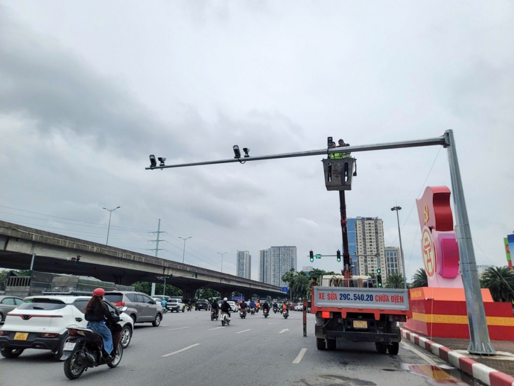 Tháng 12/2025, Hà Nội vận hành đồng loạt camera AI giám sát giao thông Tháng 12/2025, Hà Nội vận hành đồng loạt camera AI giám sát giao thông