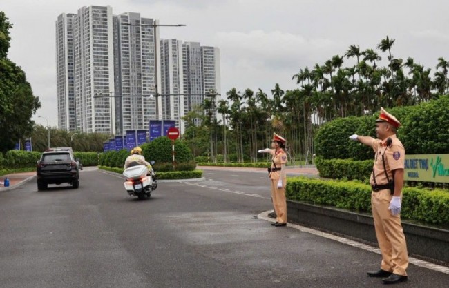 Phân luồng giao thông phục vụ Lễ mở ký Công ước Hà Nội