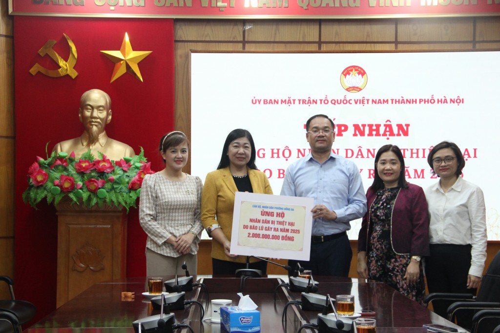 Hà Nội tiếp nhận gần 29 tỷ đồng ủng hộ nhân dân bị ảnh hưởng bão, lũ
