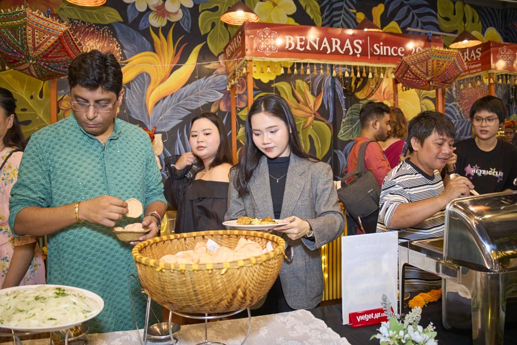 Nhà hàng Ấn độ Benaras mang lễ hội Diwali đến Việt Nam Nhà hàng Ấn độ Benaras mang lễ hội Diwali đến Việt Nam