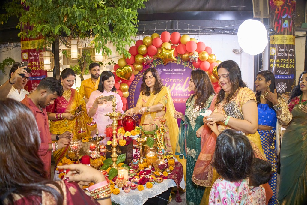 Nhà hàng Ấn độ Benaras mang lễ hội Diwali đến Việt Nam Nhà hàng Ấn độ Benaras mang lễ hội Diwali đến Việt Nam