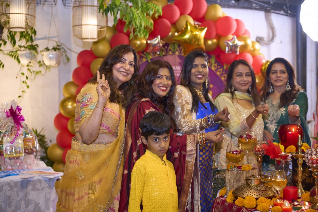 Nhà hàng Ấn độ Benaras mang lễ hội Diwali đến Việt Nam Nhà hàng Ấn độ Benaras mang lễ hội Diwali đến Việt Nam