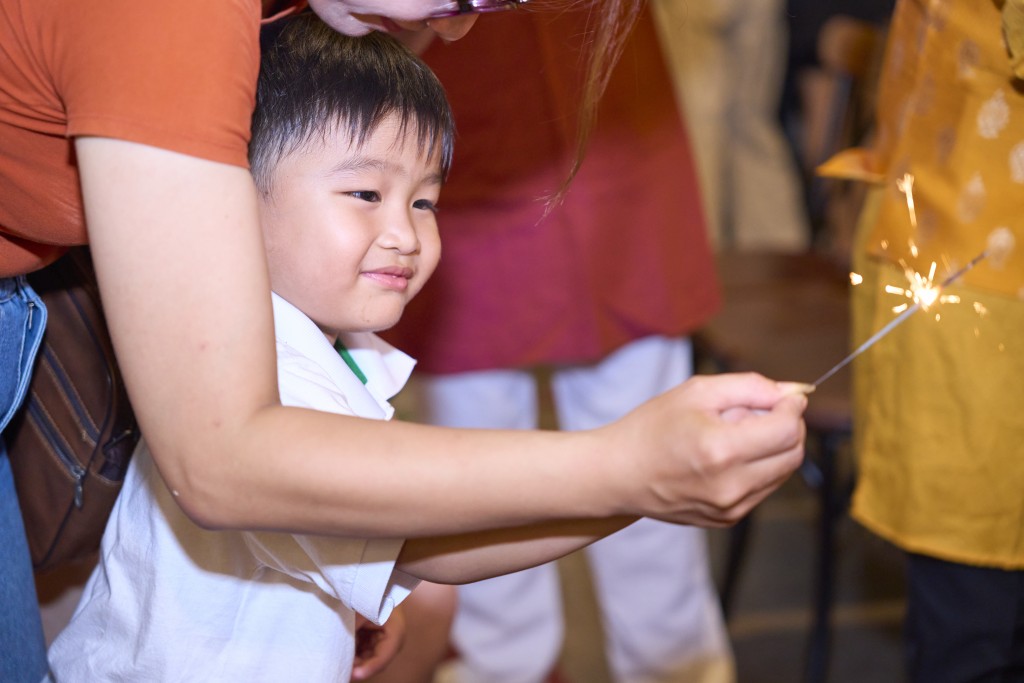 Nhà hàng Ấn độ Benaras mang lễ hội Diwali đến Việt Nam Nhà hàng Ấn độ Benaras mang lễ hội Diwali đến Việt Nam