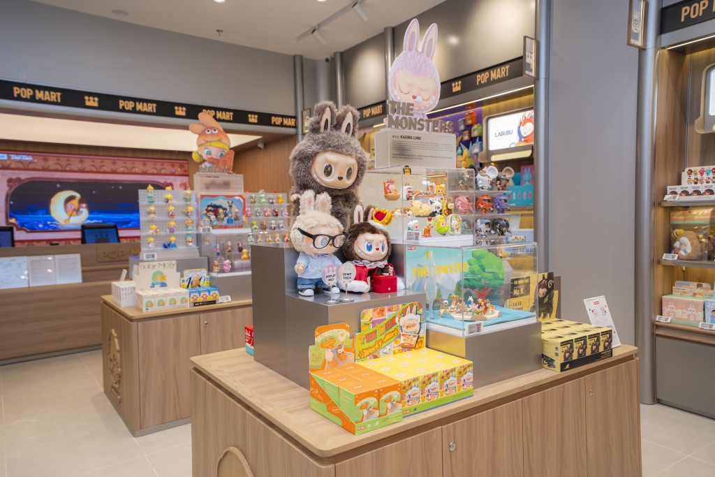 Mang cơn sốt art toy toàn cầu đến gần hơn với giới trẻ Việt Mang cơn sốt art toy toàn cầu đến gần hơn với giới trẻ Việt