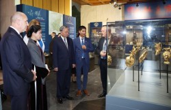Tổng Bí thư Tô Lâm và Phu nhân tham quan Bảo tàng Lịch sử Quốc gia Bulgaria