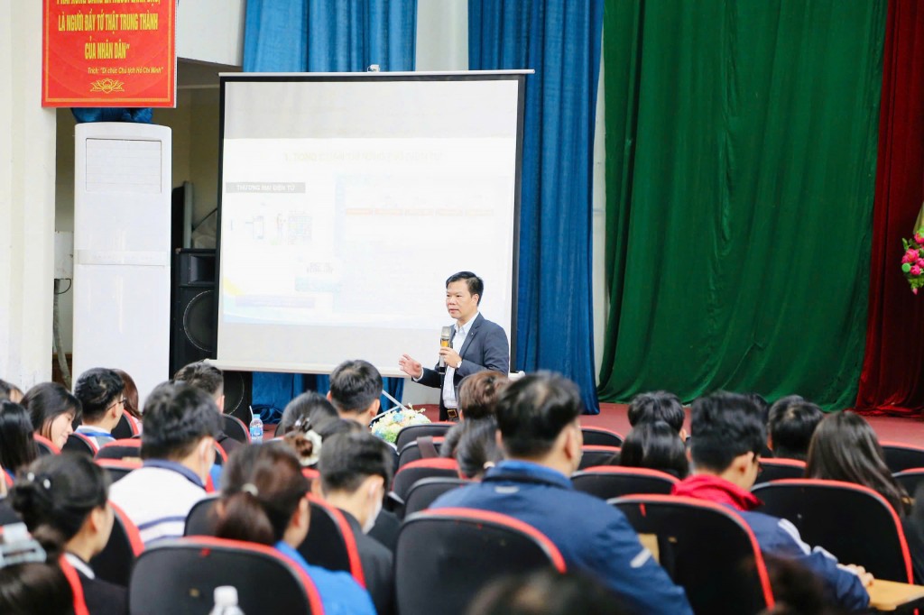 Tăng cường ứng dụng thương mại điện tử cho thanh niên khởi nghiệp