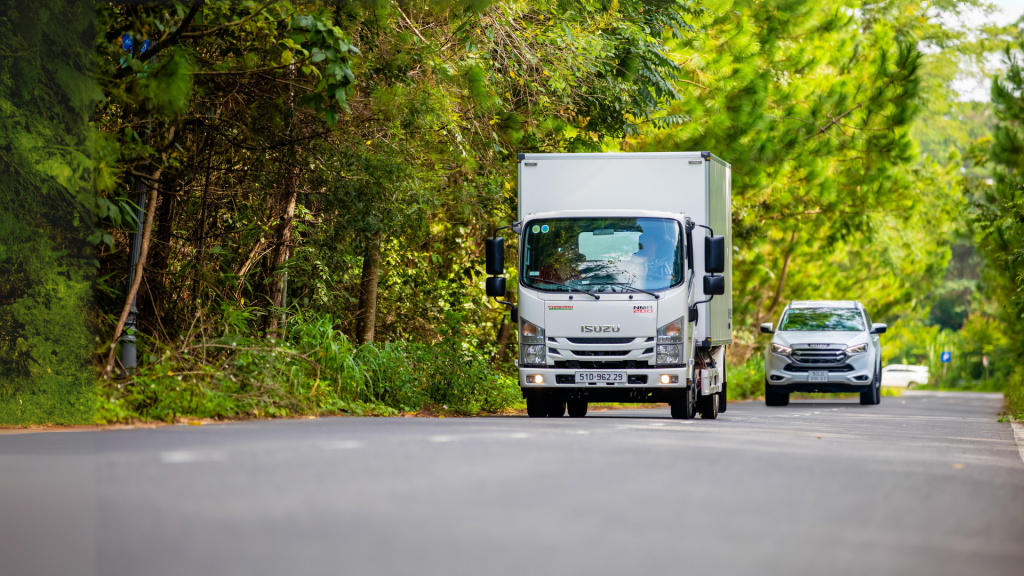 Các dòng xe của ISUZU đồng hành cùng người Việt trên mọi nẻo đường Các dòng xe của ISUZU đồng hành cùng người Việt trên mọi nẻo đường