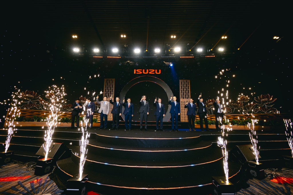 Lễ kỷ niệm 30 năm thành lập của ISUZU Việt Nam Lễ kỷ niệm 30 năm thành lập của ISUZU Việt Nam