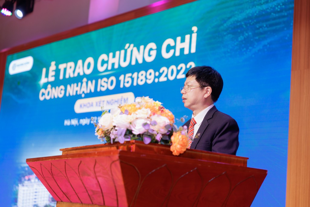 TS.BS Nguyễn Trọng Khoa (Phó Cục trưởng Cục Quản lý Khám chữa bệnh, Bộ Y tế) phát biểu tại buổi lễ TS.BS Nguyễn Trọng Khoa (Phó Cục trưởng Cục Quản lý Khám chữa bệnh, Bộ Y tế) phát biểu tại buổi lễ