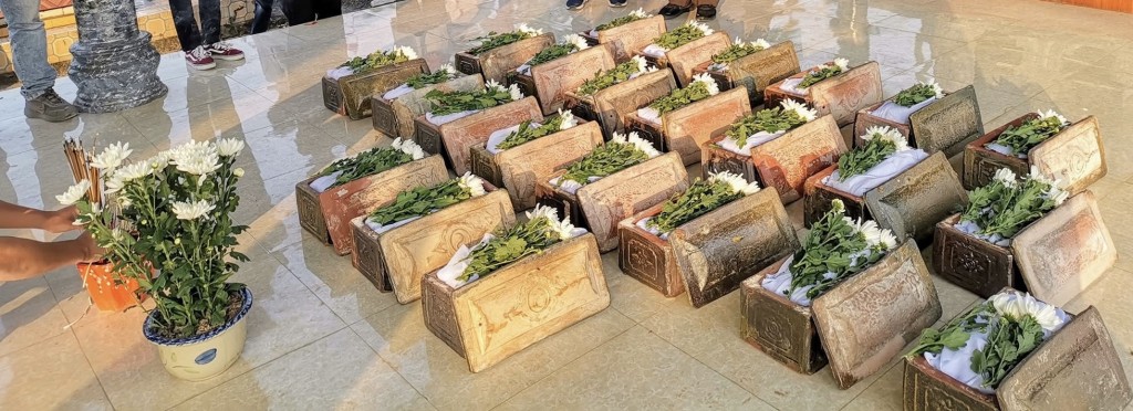 CLB Sẻ chia sự sống Hà Nội tổ chức các buổi lễ cầu siêu hàng tháng cho các thai nhi xấu số CLB Sẻ chia sự sống Hà Nội tổ chức các buổi lễ cầu siêu hàng tháng cho các thai nhi xấu số