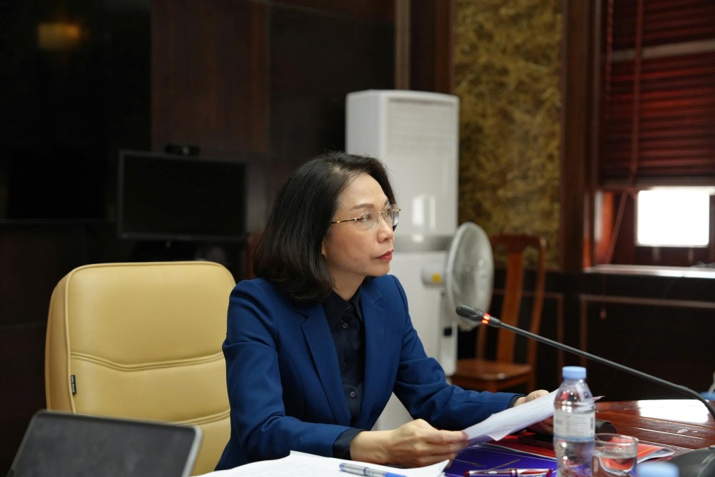 Phó Chủ tịch UBND thành phố Vũ Thu Hà yêu cầu kiểm soát chặt chẽ nguyên liệu đầu vào trong triển khai bữa ăn bán trú.