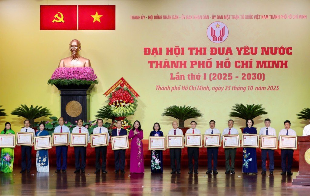 TP Hồ Chí Minh phát huy tinh thần thi đua yêu nước