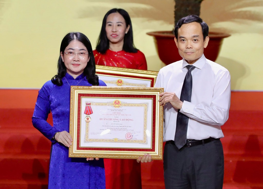 TP Hồ Chí Minh phát huy tinh thần thi đua yêu nước