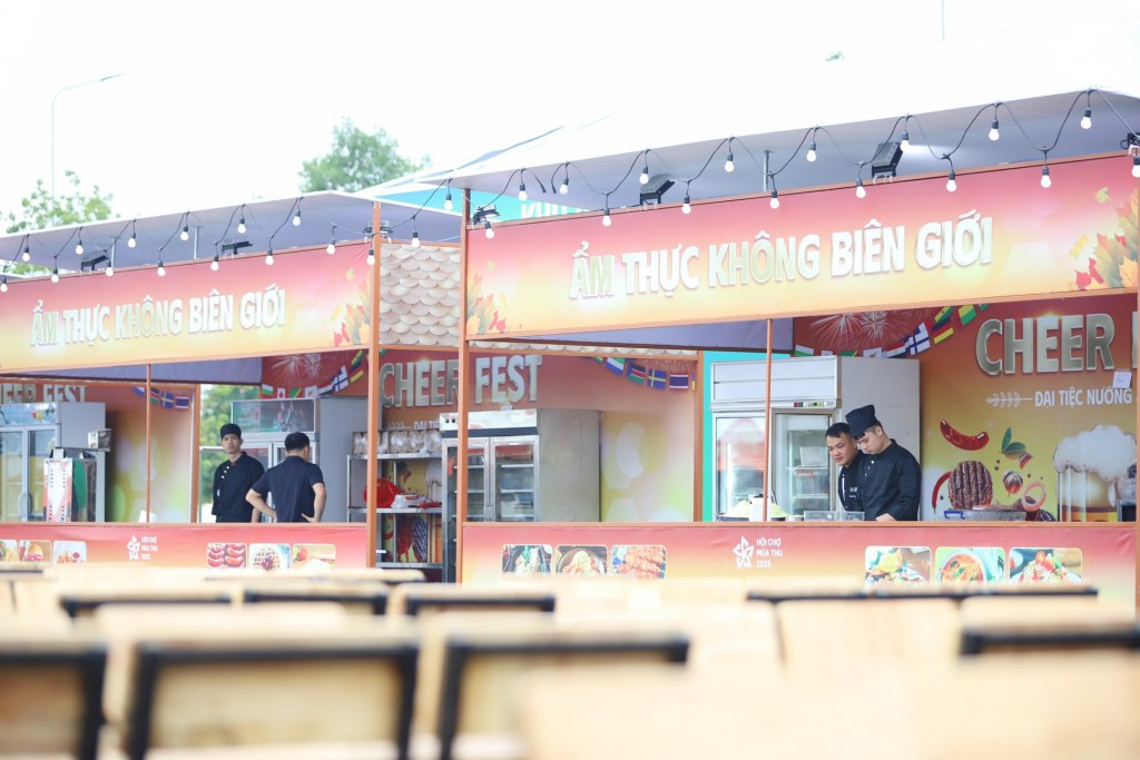Hội chợ Mùa Thu lần thứ nhất - 2025 trước giờ khai mạc