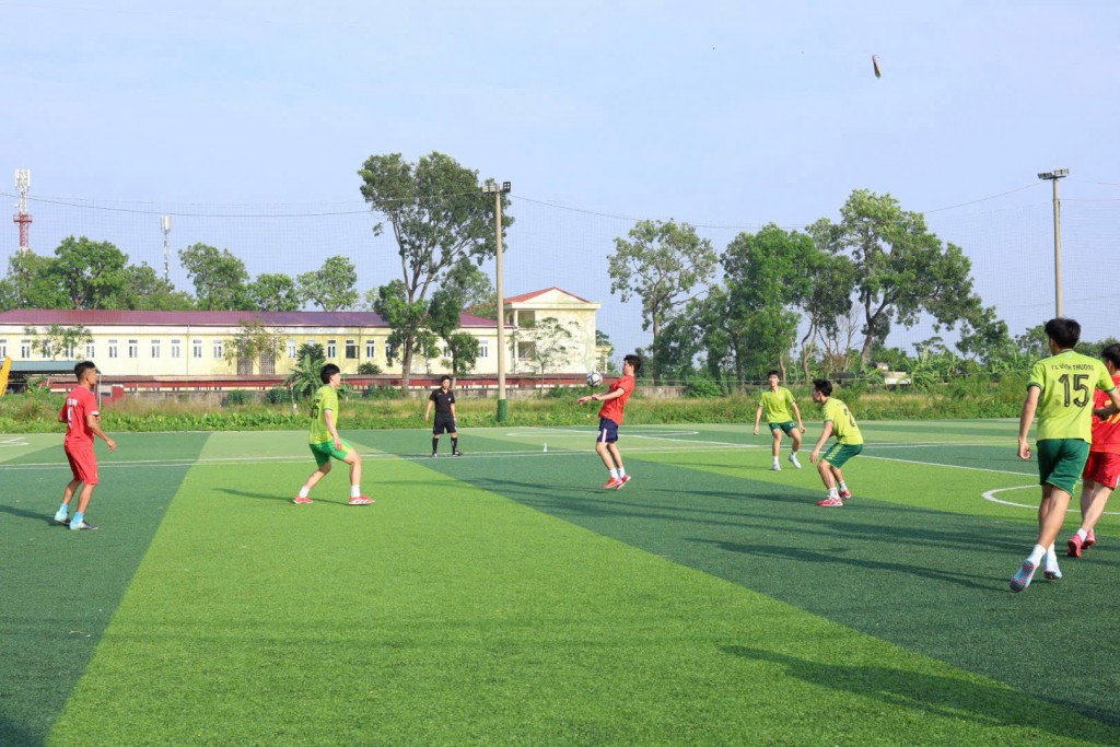 Sôi nổi thi đấu tại Đại hội Thể dục thể thao xã Vân Đình Sôi nổi thi đấu tại Đại hội Thể dục thể thao xã Vân Đình