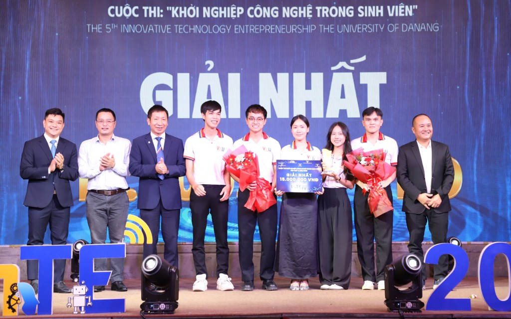 AI đa tầng thắng lớn tại cuộc thi Khởi nghiệp Công nghệ lần V