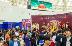 Hàng loạt sự kiện hấp dẫn trong ngày đầu tiên mở cửa