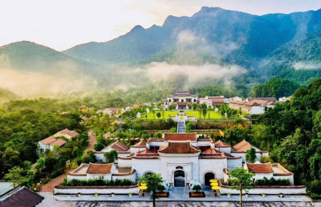 Quảng Ninh bùng nổ chuỗi sự kiện văn hóa du lịch dịp cuối năm