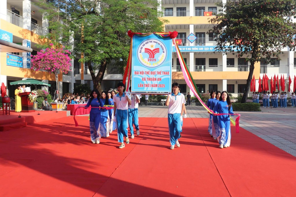 Gần 1.000 vận động viên tham gia Đại hội Thể dục Thể thao xã Thuận An lần thứ I