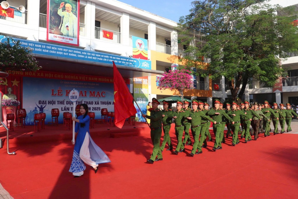 Gần 1.000 vận động viên tham gia Đại hội Thể dục Thể thao xã Thuận An lần thứ I