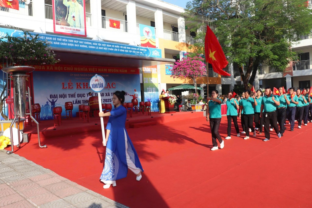 Gần 1.000 vận động viên tham gia Đại hội Thể dục Thể thao xã Thuận An lần thứ I