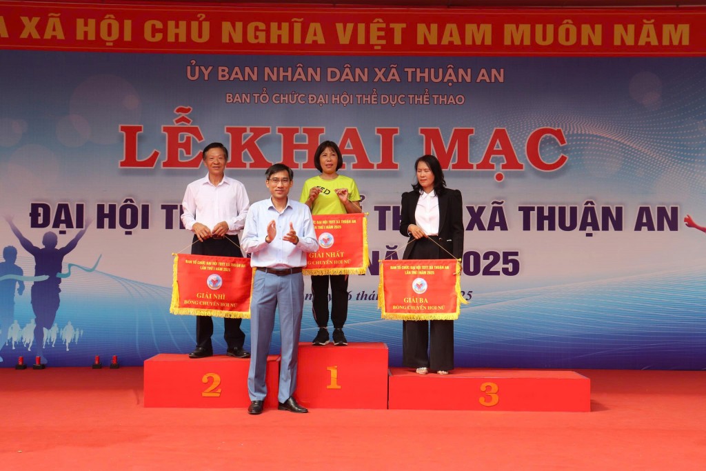 Gần 1.000 vận động viên tham gia Đại hội Thể dục Thể thao xã Thuận An lần thứ I