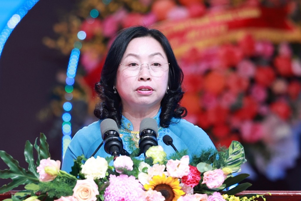 Thi đua đổi mới sáng tạo, nâng cao năng suất lao động, vững tin bước vào kỷ nguyên mới Thi đua đổi mới sáng tạo, nâng cao năng suất lao động, vững tin bước vào kỷ nguyên mới