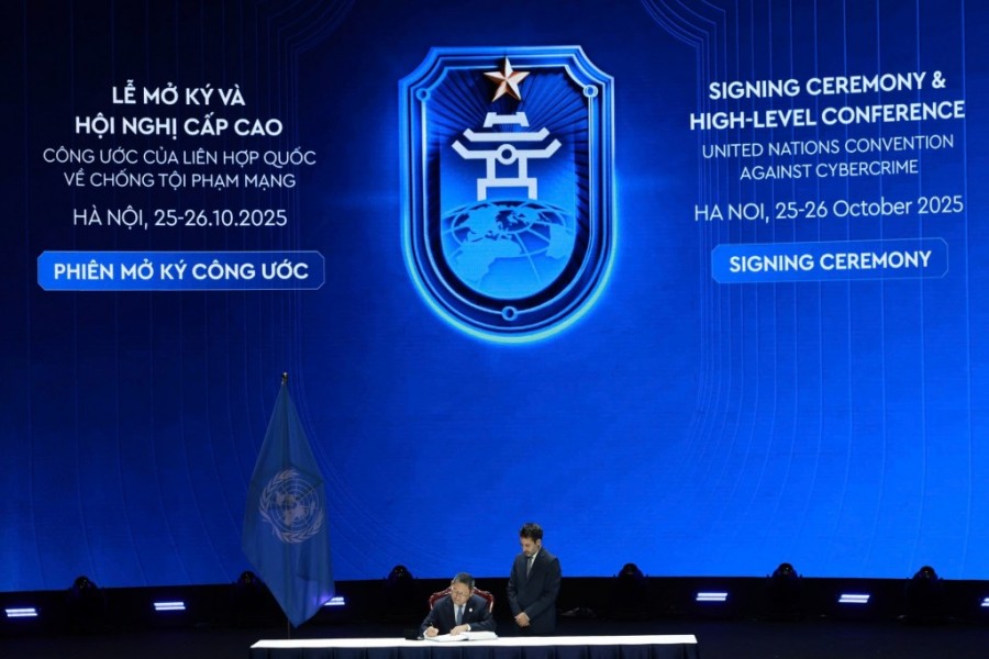 Đại diện các nước ký Công ước của Liên hợp quốc về Chống tội phạm mạng - Ảnh VGP/Nhật Bắc Đại diện các nước ký Công ước của Liên hợp quốc về Chống tội phạm mạng - Ảnh VGP/Nhật Bắc