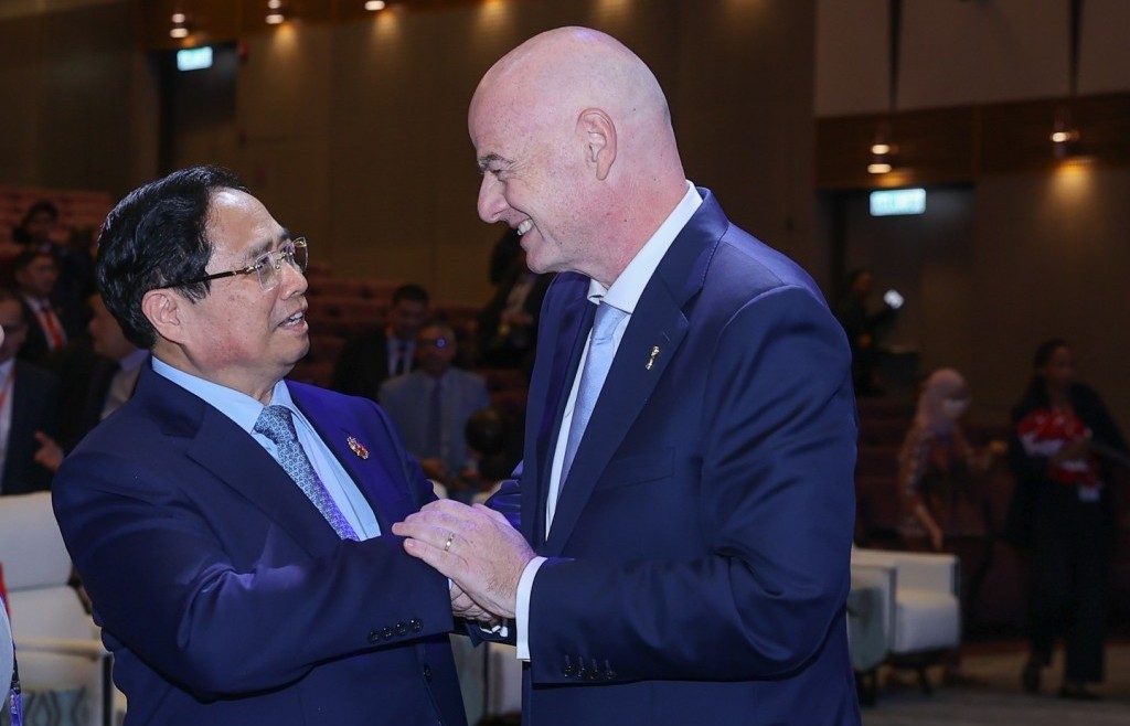 Chủ tịch FIFA muốn xây dựng Học viện Bóng đá FIFA tại Việt Nam