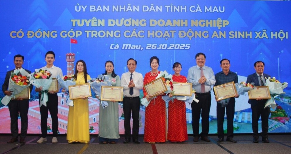 Cà Mau: Doanh nghiệp đồng hành địa phương phát triển Cà Mau: Doanh nghiệp đồng hành địa phương phát triển