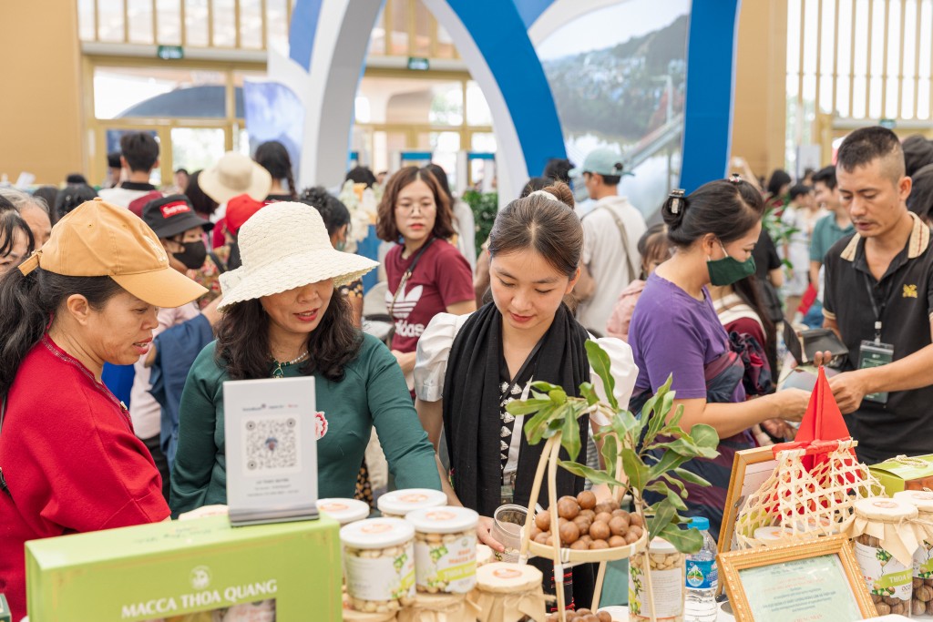 Khi Rùa Vàng đánh thức niềm tự hào nông sản Việt Khi Rùa Vàng đánh thức niềm tự hào nông sản Việt