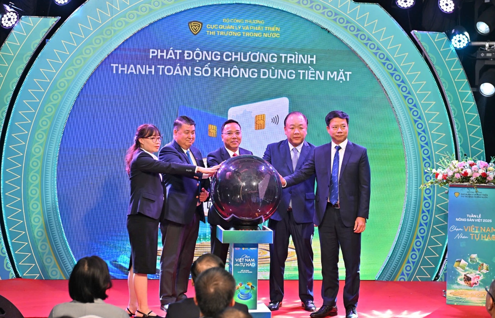 NAPAS lan tỏa niềm tự hào hàng Việt Nam qua từng nhịp chạm