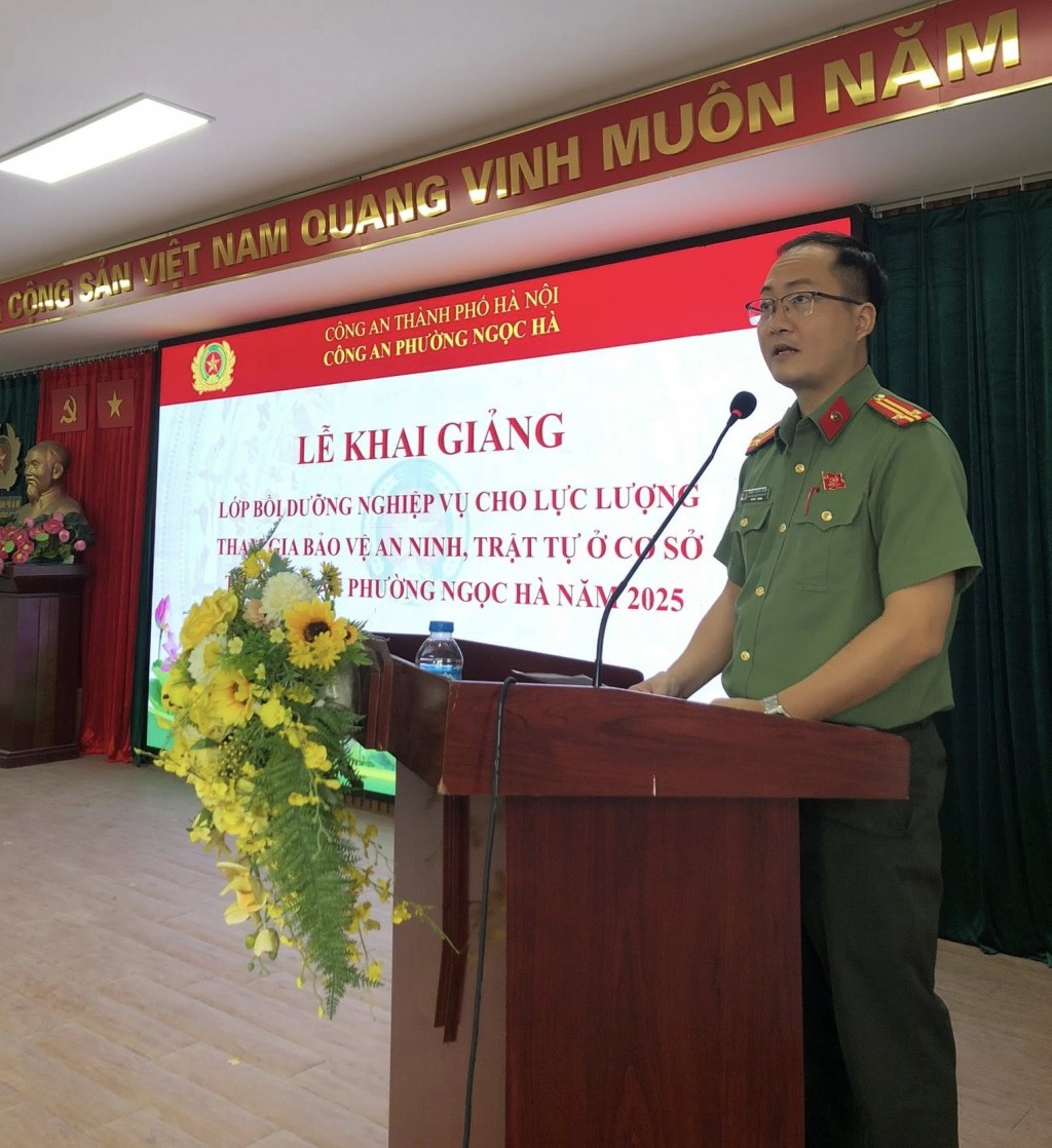 Công an phường Ngọc Hà khai giảng lớp huấn luyện, bồi dưỡng chính trị Công an phường Ngọc Hà khai giảng lớp huấn luyện, bồi dưỡng chính trị