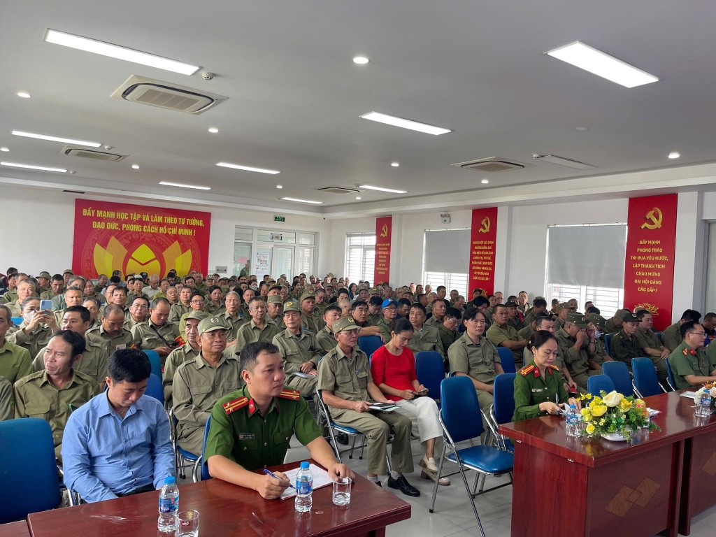 Công an phường Ngọc Hà khai giảng lớp huấn luyện, bồi dưỡng chính trị Công an phường Ngọc Hà khai giảng lớp huấn luyện, bồi dưỡng chính trị