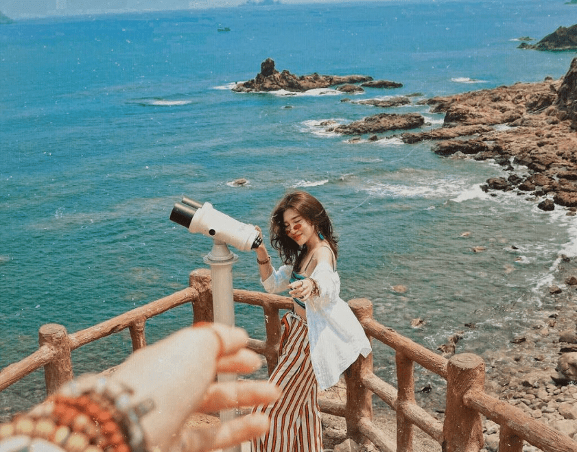 Vietravel Hà Nội: Dấu ấn 30 năm tri ân khách hàng giữa sắc thu 2025