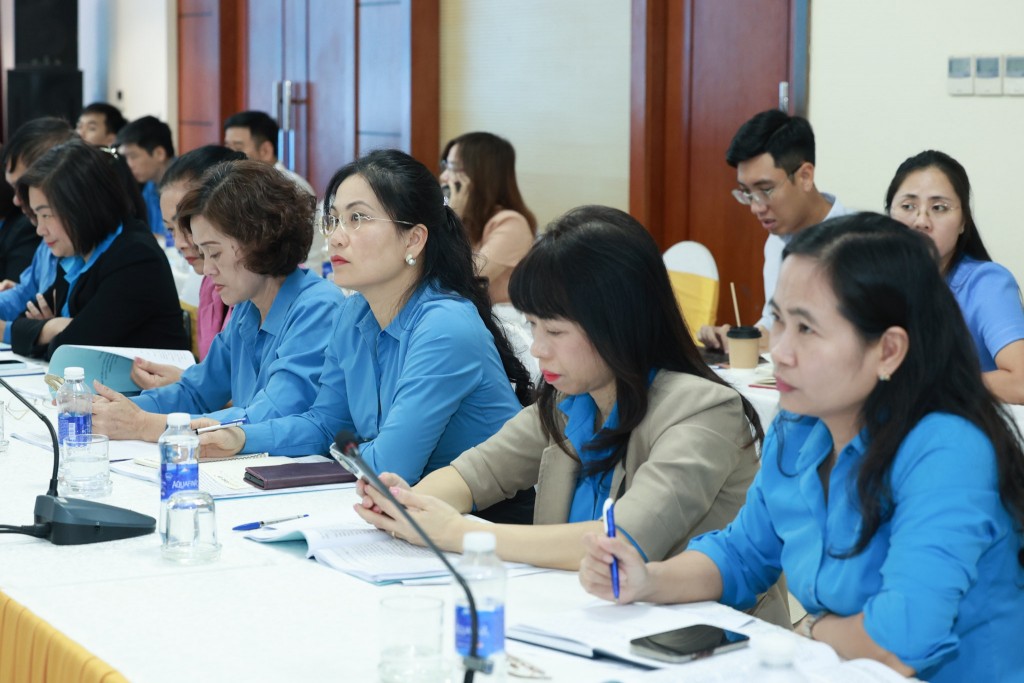Lấy ý kiến đối với Dự thảo văn kiện trình Đại hội Đảng lần thứ XIV của Đảng