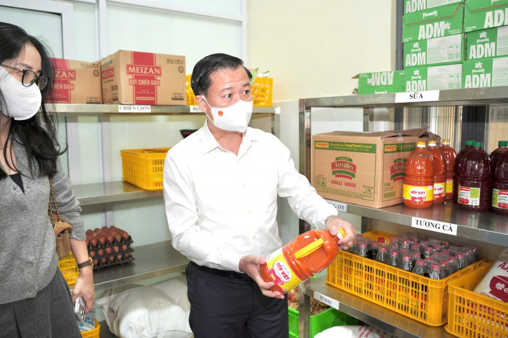 Chủ động đầu tư trang thiết bị hiện đại tổ chức bán trú