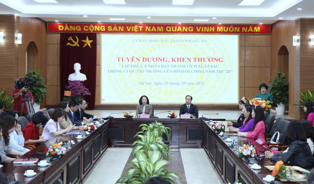 Toàn cảnh hội nghị
