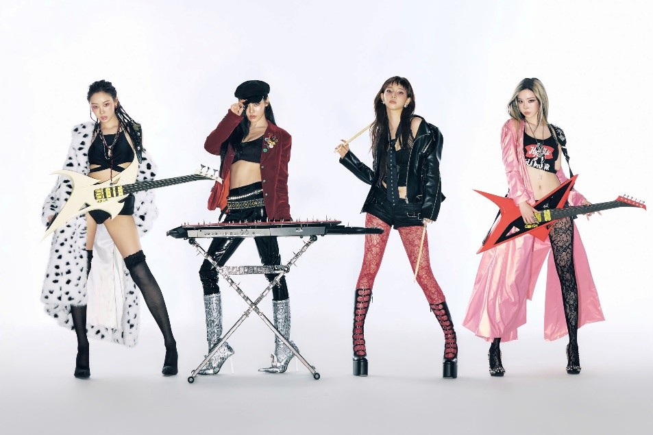 Aespa mang ‘vũ trụ’ K-pop đến Hà Nội cùng 8Wonder Winter 2025 Aespa mang ‘vũ trụ’ K-pop đến Hà Nội cùng 8Wonder Winter 2025