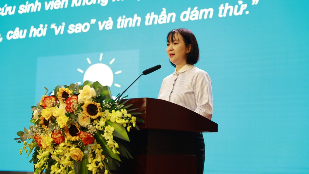 PGS.TS Phạm Mai Thảo hiện là PGS.TS Phạm Mai Thảo hiện là