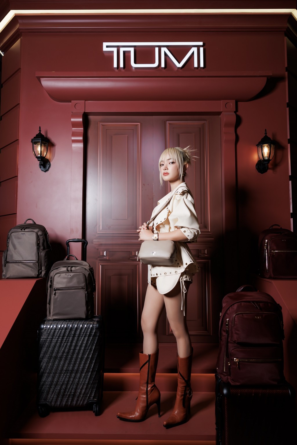 Công bố BST Thu 2025, TUMI mang “năng lượng New York” bùng nổ giữa lòng Sài Gòn