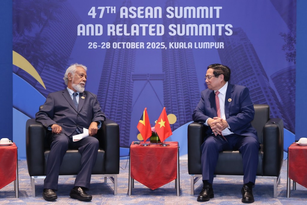 Thủ tướng Chính phủ Phạm Minh Chính chúc mừng Timor-Leste chính thức trở thành thành viên thứ 11 của ASEAN - Ảnh: VGP/Nhật Bắc