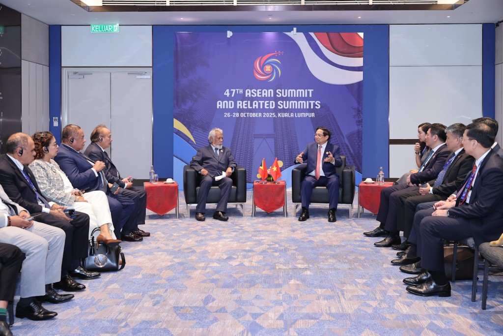 Hai nhà lãnh đạo nhất trí làm sâu sắc hơn quan hệ song phương của hai nước trong thời gian tới - Ảnh: VGP/Nhật Bắc