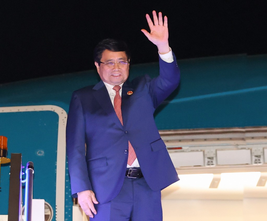 Thủ tướng Chính phủ Phạm Minh Chính rời Kuala Lumpur về nước, kết thúc thành công chuyến công tác tham dự Hội nghị Cấp cao ASEAN lần thứ 47 và các Hội nghị cấp cao liên quan - Ảnh: VGP/Nhật Bắc