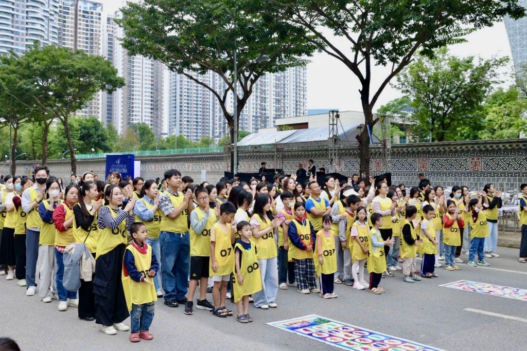 Giới trẻ Hà Nội hào hứng check-in Lễ hội Con đường văn hóa Hàn Quốc 2025
