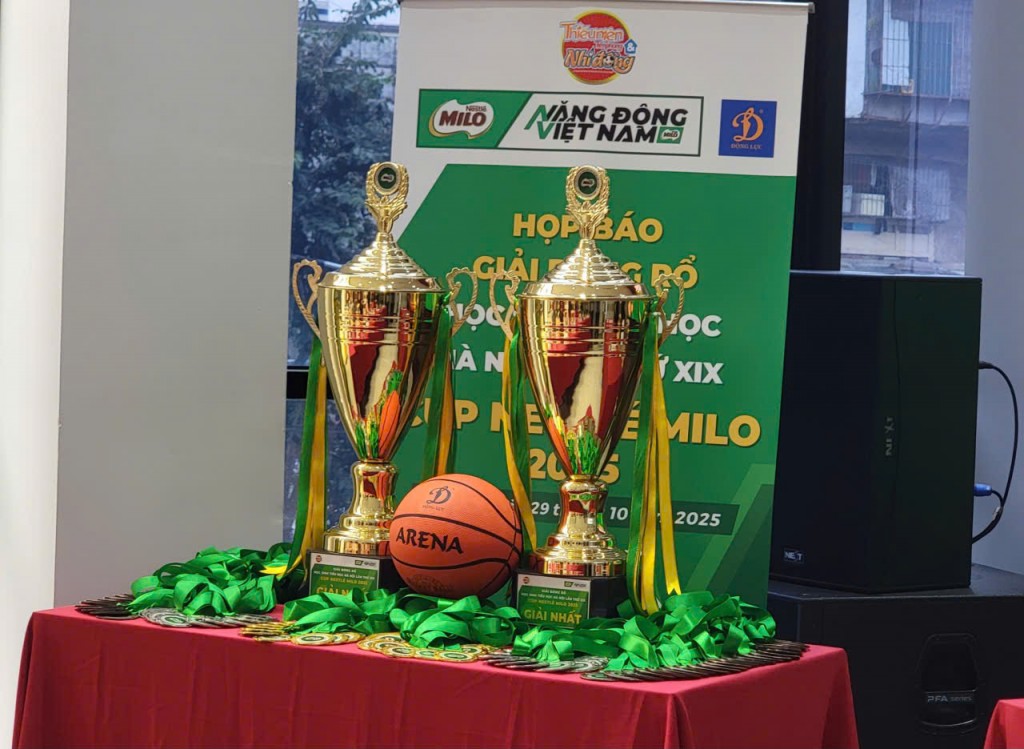 Khởi động Giải Bóng rổ học sinh Tiểu học Hà Nội lần thứ XIX