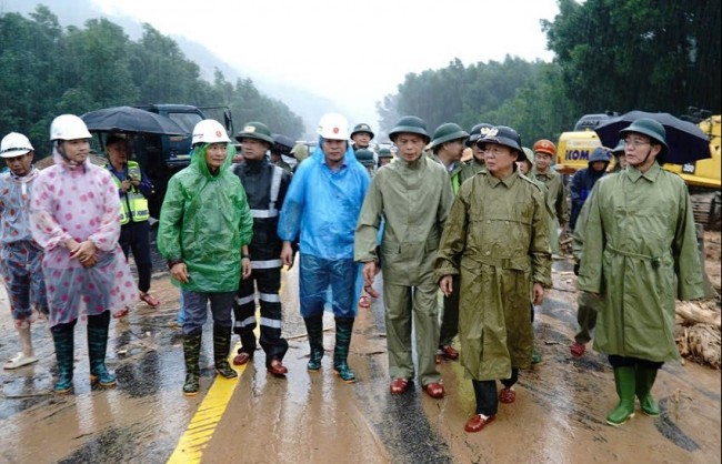 Khẩn trương khắc phục sạt lở trên cao tốc La Sơn - Hòa Liên